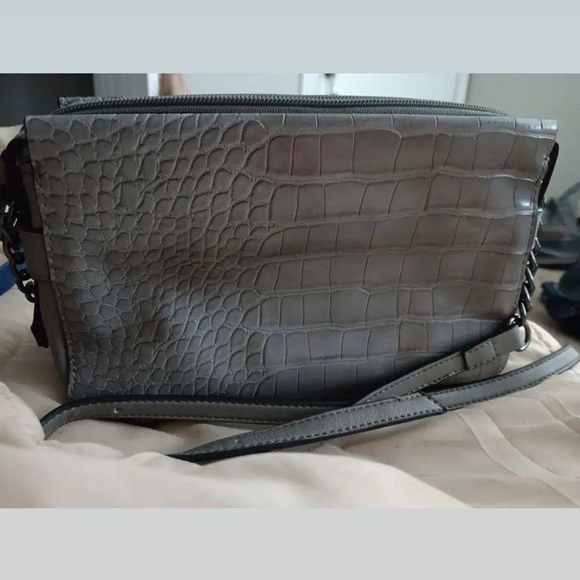 Meet your Posher, Catherine "Katie" Harris - Picture 5 of 10